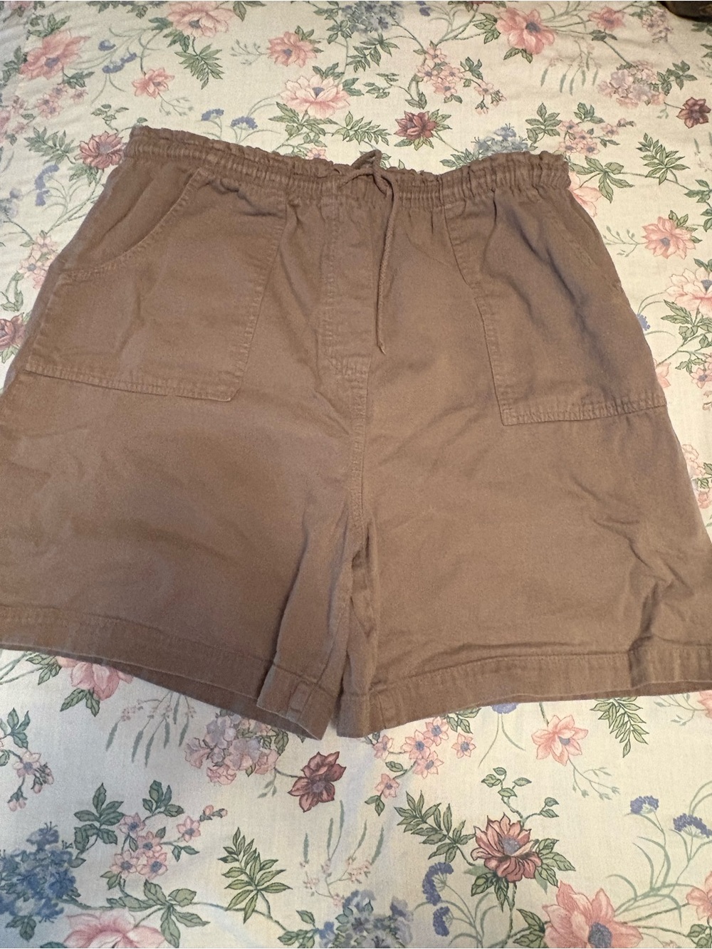 Everyday Drawstring Bermuda Shorts — Tan